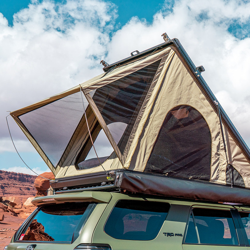 SWIFT 1400 HARD SHELL ROOFTOP TENT